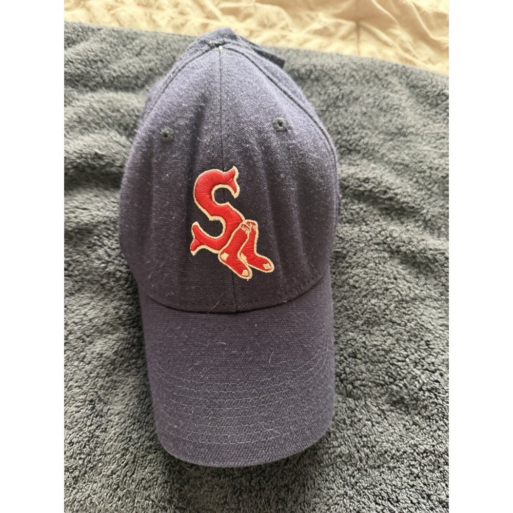 Nike‎ team Red Sox elastic band hat, os fits most, blue red hat cap, preloved